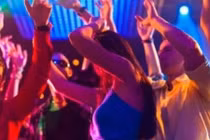 Con gái đại gia ngủ bên anh thợ sơn, tống tiền cha mẹ