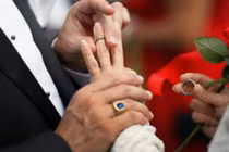 Ngán ngẩm chuyện thách cưới “khủng” nhà thông gia