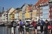 Thành phố nào đắt nhất thế giới năm 2016?