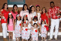 Mẹ 29 tuổi có 14 con gái vẫn khao khát con trai