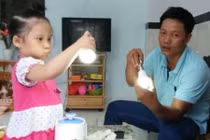 Sự thật sốc bé trai khiến bóng đèn phát sáng ở Thanh Hóa