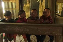 Điều ước giản dị của những cô giáo "cõng" chữ lên non