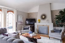 Những phòng khách tuyệt đẹp với giấy dán tường họa tiết hình học