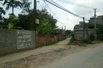 Ảnh quảng cáo mất văn hóa của hãng taxi ở làng quê