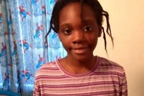 Bà ngoại ngất xỉu khi thấy xác cháu gái trong tủ lạnh