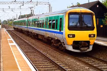 Hãi hùng bên trong nhà vệ sinh trên tàu hỏa