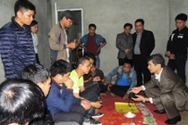 Hà Nam: Đột kích sới bạc khủng, bắt 18 đối tượng