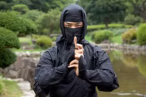 Sự thật phép độn thổ, phân thân thành trăm người của Ninja 