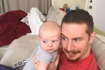 Thú vị ảnh nhóc tỳ 4 tháng tuổi biểu cảm nhất thế giới