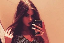 Cô gái tố công ty đuổi việc mình vì quá xinh đẹp