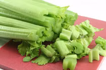 Cách nấu rau cần tây ngon ngọt chữa cao huyết áp