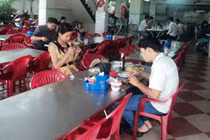 Cãi nhau tại quán nem, du khách bị chém tét đầu 