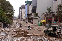 Khu dân cư lầy lội, bốc mùi suốt 4 năm