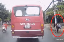 Xôn xao clip nữ sinh bị sàm sỡ giữa đường Sài Gòn