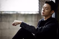 Hùng hục kiếm tiền ngày đêm cho vợ cặp bồ với...xe ôm