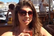 Oái ăn căn bệnh âm đạo thắt chặt khi có vật 'lạ” áp sát