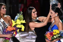 Bằng chứng gây sốc tiết lộ ai là Hoa hậu Hoàn vũ 2015 