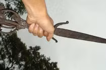 Ly kỳ thanh kiếm báu của tổ tiên người Dao ở Hà Giang