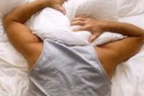 Muôn sắc thái khi đàn ông... ghen