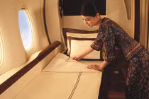 Hãng hàng không tốt nhất thế giới phục vụ các “thượng đế” ra sao? 