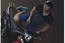 Dân mạng bóc mẽ kẻ bẻ khóa trộm SH vì chiếc quần "huyền thoại"