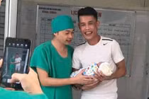 Hiệp "gà" đón con trai chào đời sau vận đen gây tai nạn