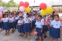 Sáng lớp 5, chiều phải phụ đạo lớp 1 vẫn đạt... học sinh giỏi