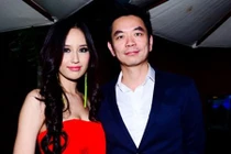 Phản ứng của Mai Phương Thúy trước tin yêu đại gia