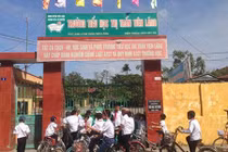 Phụ huynh khóc với công nghệ giáo dục