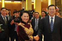 Ảnh Chủ tịch Quốc hội đón Đoàn đại biểu cấp cao Trung Quốc