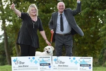 Vợ chồng già một tuần 2 lần trúng số, rinh về 10 tỷ