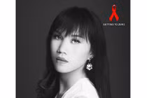 Ấn tượng với bộ ảnh về sức khỏe của người chuyển giới nữ