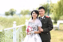 Ảnh cưới lãng mạn của hai chiến sĩ công an trẻ Bắc Giang