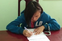 Kinh hoàng gái 9x đâm nhiều nhát dao vào bụng mẹ