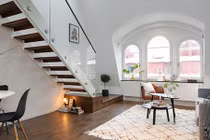 Thăm căn hộ 2 tầng có cách bài trí nội thất thông minh