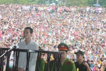 Xé lòng tiếng cười trong phiên xử vụ thảm sát Yên Bái