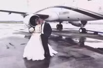 Lác mắt với màn rước dâu bằng chuyên cơ hạng sang