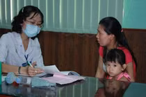 Kinh hoàng: Dùng bỉm 24/24 gây hại vùng kín cho bé yêu