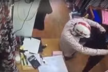 Truy tìm “nữ quái” chuyên trộm cắp tại các shop ở Nghệ An