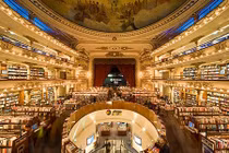 Ngỡ ngàng nhà sách như cung điện, đẹp thứ hai thế giới