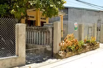 Chồng nhẫn tâm tạt xăng đốt vợ vì nghi ngoại tình