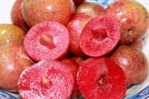 Điều thần kì nào đến khi mỗi ngày ăn 1 quả mận 