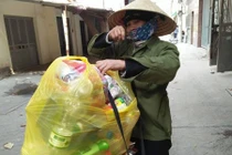 Những cơ cực trong tiếng rao “ai đồng nát sắt vụn“