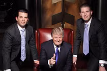 Một vài thứ siêu đắt đỏ của tổng thống Donald Trump