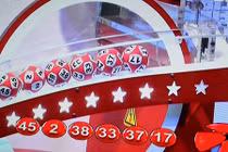 Ngày đầu xổ số 12 tỷ, chỉ có người trúng giải 30.000 đồng