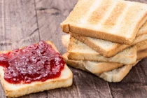 Tác hại khôn lường khi ăn bánh mì thường xuyên