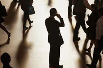 Phát hiện liên hệ giữa ung thư và sóng điện thoại di động