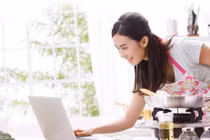 Chồng phát tiền chợ hàng ngày, vợ vui hay nhục?