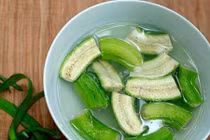 Bạn có biết chuối xanh chính là thần dược rẻ tiền? 