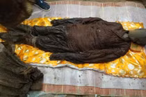 “Xác ướp” 500 tuổi mặc quan phục còn nguyên vẹn ở TQ